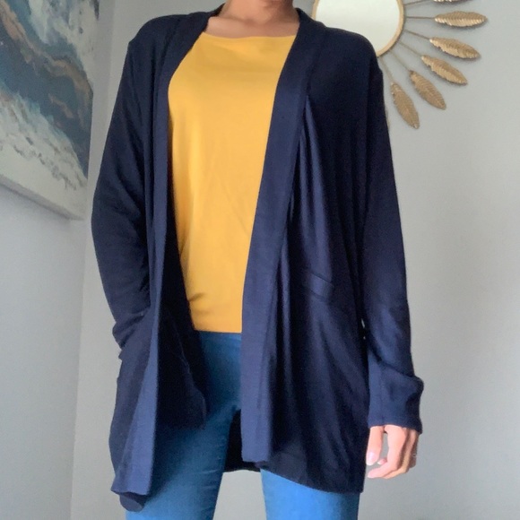 Banana Republic Blue Navy Cardigan - Picture 3 of 4
